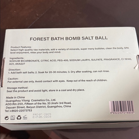 Colorful Bath Bomb Set - Picture 3 of 3